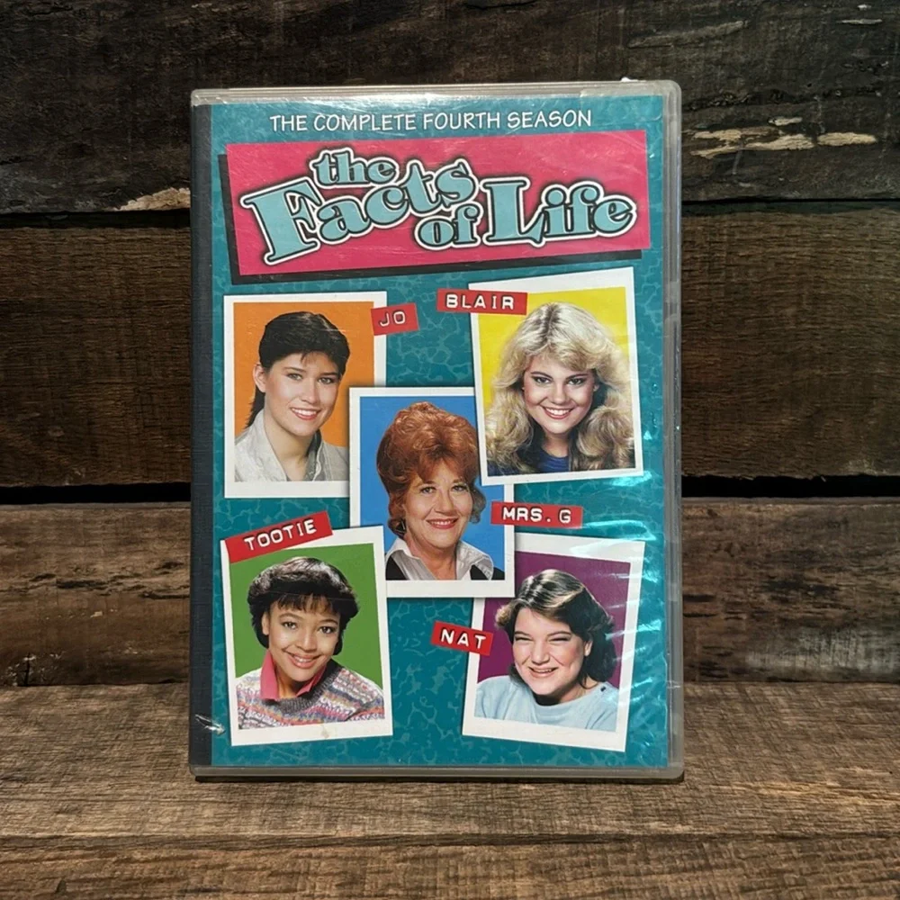 💰BOGO FREE Facts of Life Season 4 DVD Set